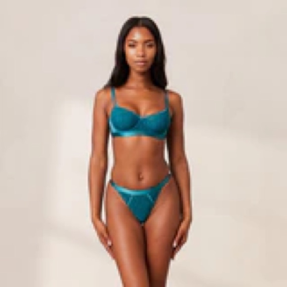 Lounge Chic Balcony Turquoise Teal Lace Underwire Bra NWT